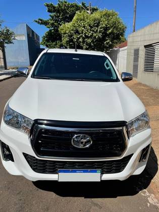 TOYOTA HILUX 2.8 SRV 4X4 CD 16V DIESEL 4P AUTOMÁTICO